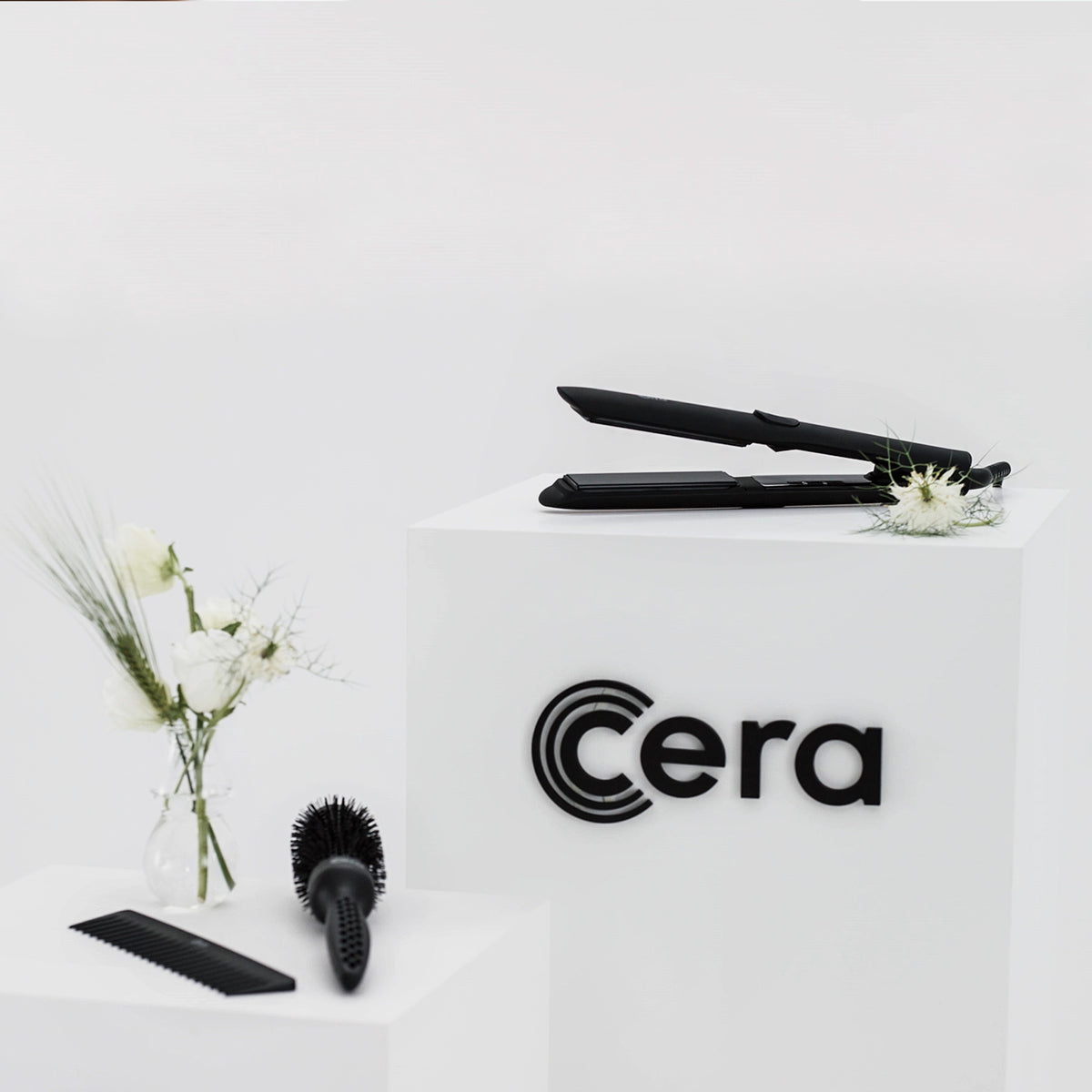 Cera Vibrating Straightener