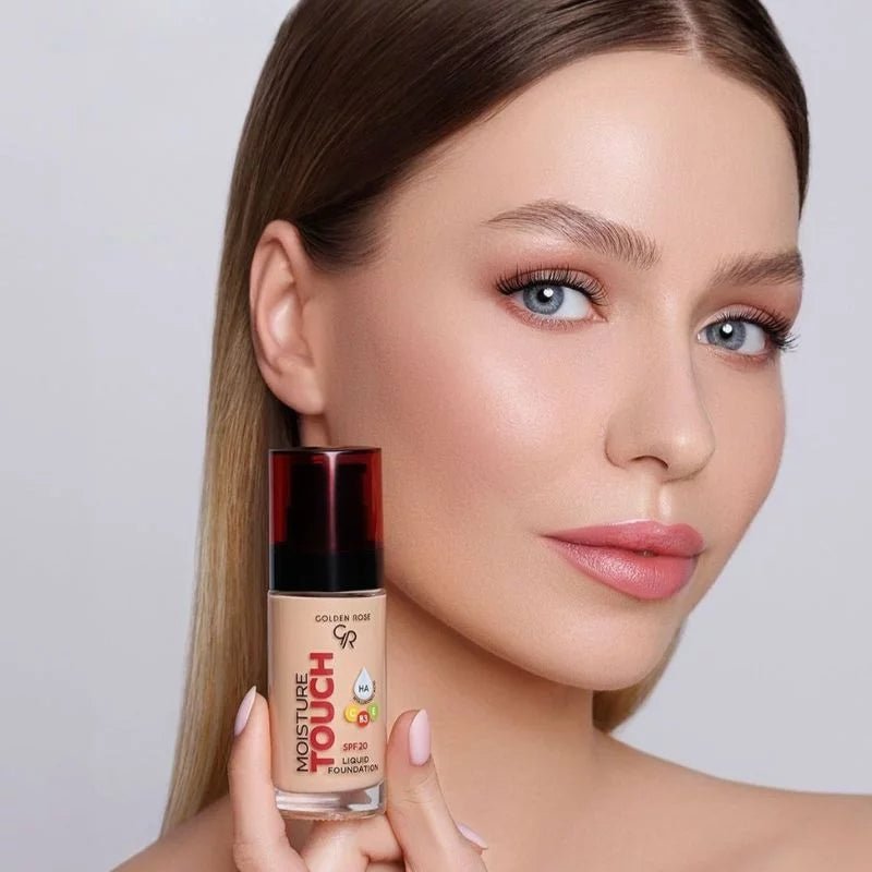 GR Moisture Touch Liquid Foundation - Koosvanderbeek.nl - Golden Rose - Foundations & concealers