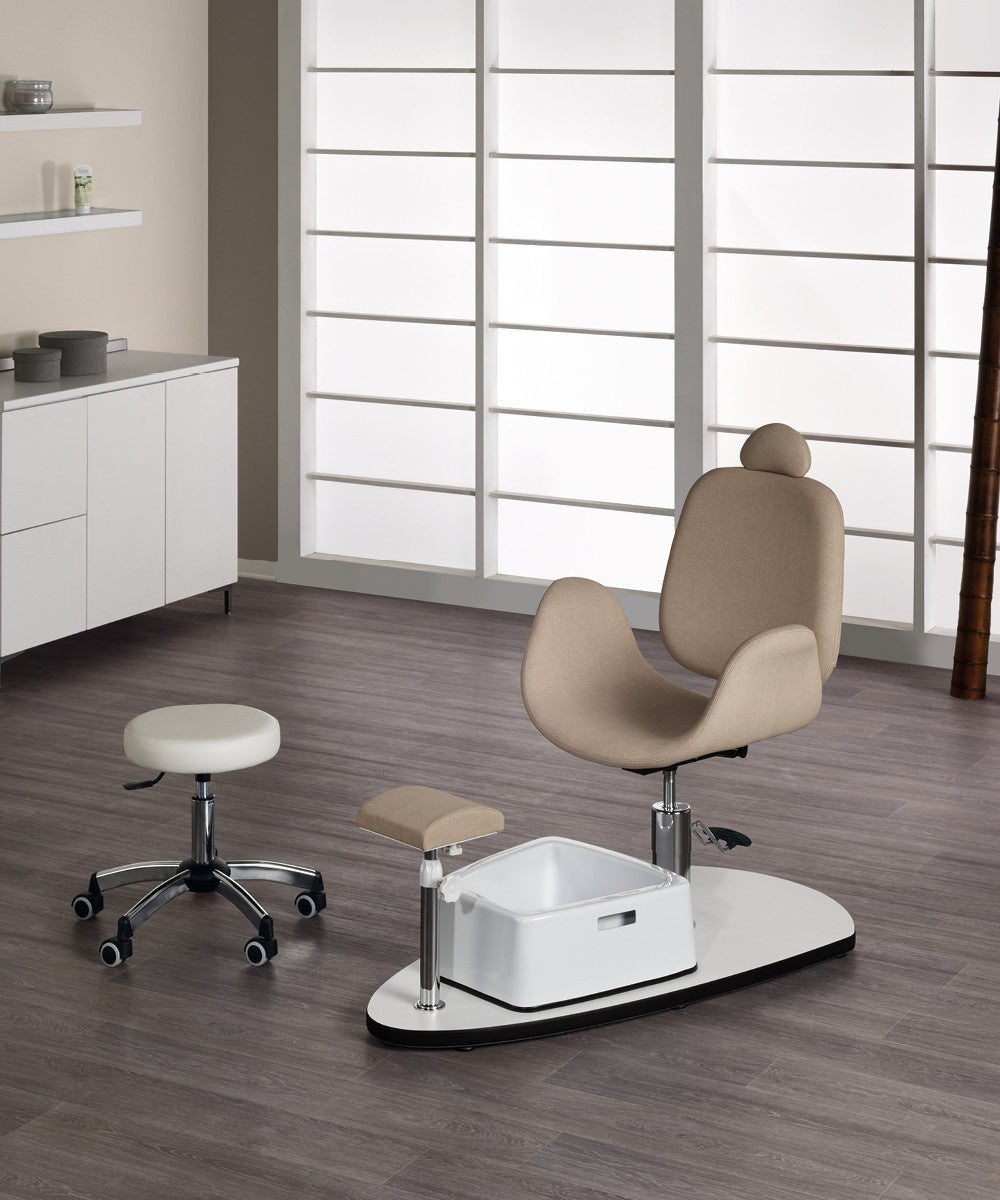 MB Oasis Pedicure Chair - Koosvanderbeek.nl - Medical & Beauty - Beautysalon