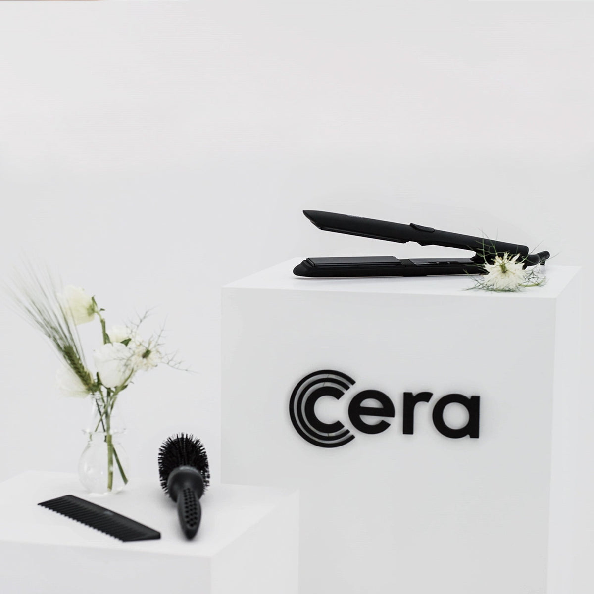 Cera Vibrating Straightener - KOOS • alles voor de kapper - Cera - Stijltangen