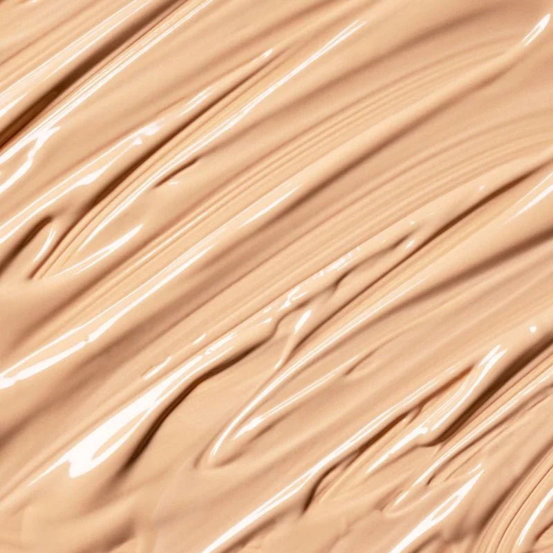 GR Moisture Touch Liquid Foundation - Koosvanderbeek.nl - Golden Rose - Foundations & concealers