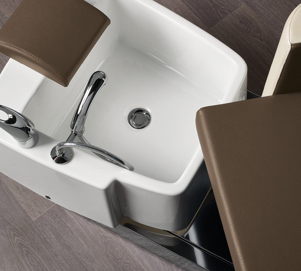 MB Atlantis Pedicure Chair - KOOS • alles voor de kapper - Medical & Beauty - Beautysalon